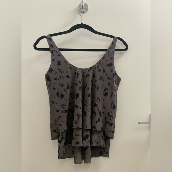 ARITZIA T Babaton 100% Silk ruffled tank top in XS - Picture 2 of 9